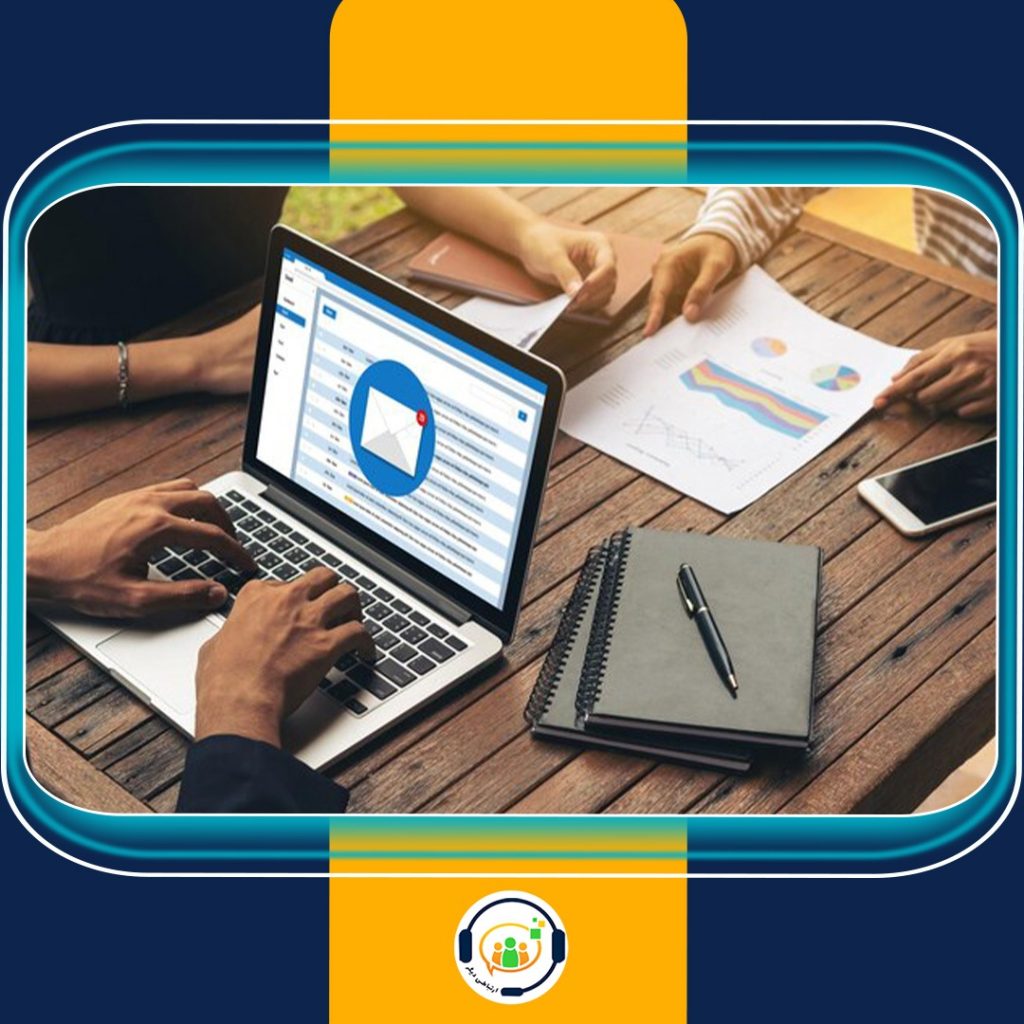 Outlook در Microsoft CRM